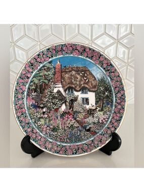 VINTAGE Royal Worcester Devonshire June Cottage Garden Sue Scollard Salad Plate